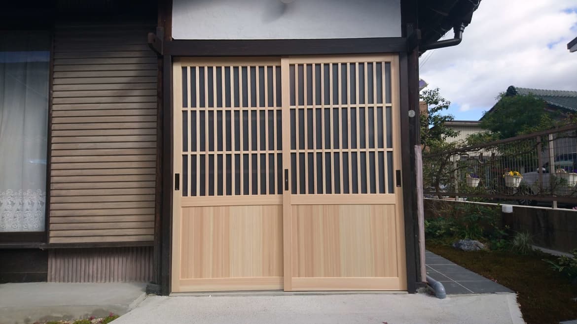 木製玄関新調 | 木製玄関の新調なら建具修理の窓口北名古屋市
